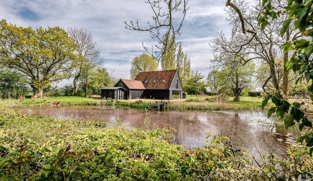 Gardiners Cottage Barn