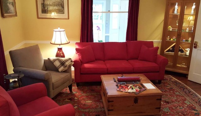 Garfield Guest House - Stonyman Suite