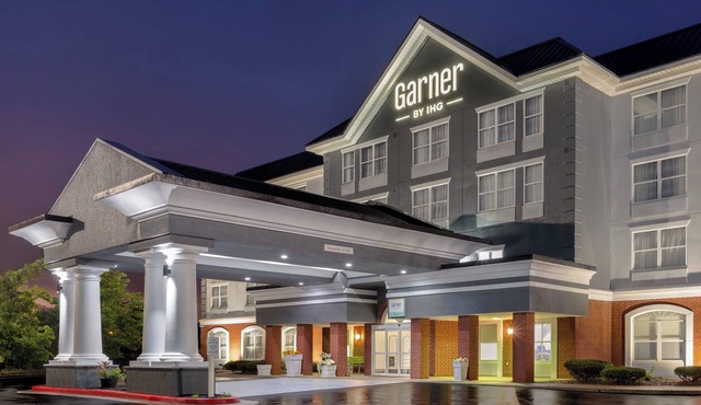 Garner Hotel Evansville East by IHG