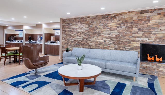 Garner Hotel Macon West by IHG