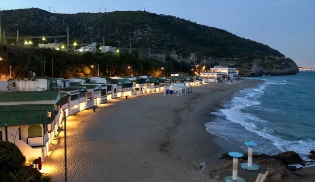 GARRAF BEACH, SEAVIEW - 20 Km Barcelona, ​13 Km Airport