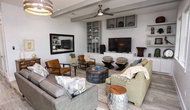 Garrett's Grotto, Sleeps 12, 4 Bedrooms, 4.5 Baths, Pirates Beach West