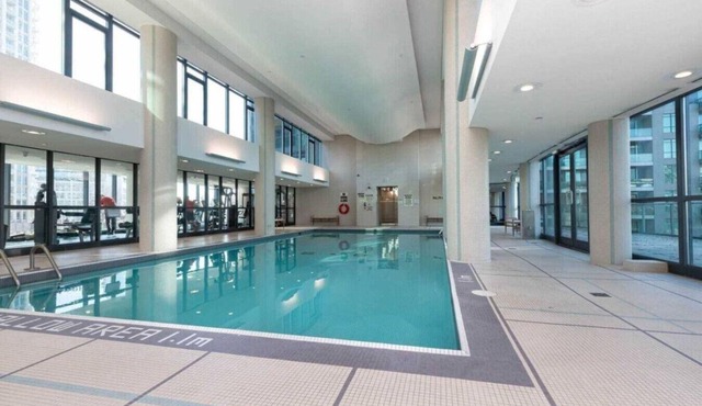 Garrison Commons - Free Parking - Pool - Gym