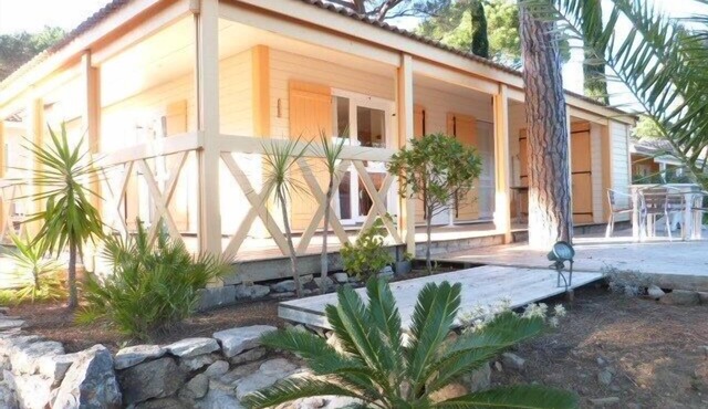 GASSIN/OASIS PARK: CALIFORNIAN HOUSE FOR 6 PEOPLE NEAR SAINT-TROPEZ