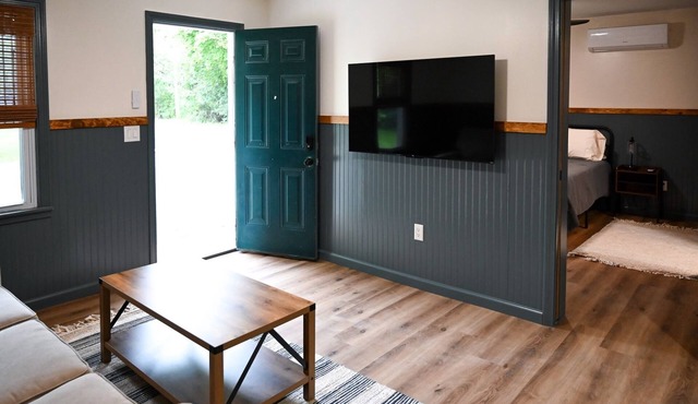 Gate - Bungalow - One Bedroom Villa, Sleeps 4