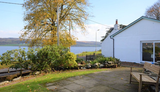 Gate Cottage on the shore front, sleeping 6 persons.