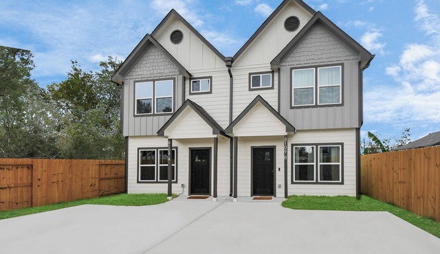 Gated-10mins to Downtown-3 TVs-Fire Pit