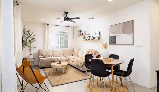 Gated 2BD - AC - Family Friendly