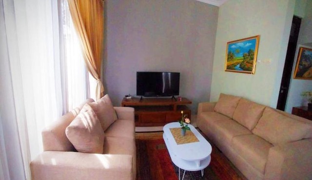 Gated 3BR Residence - 10 mins from Malioboro