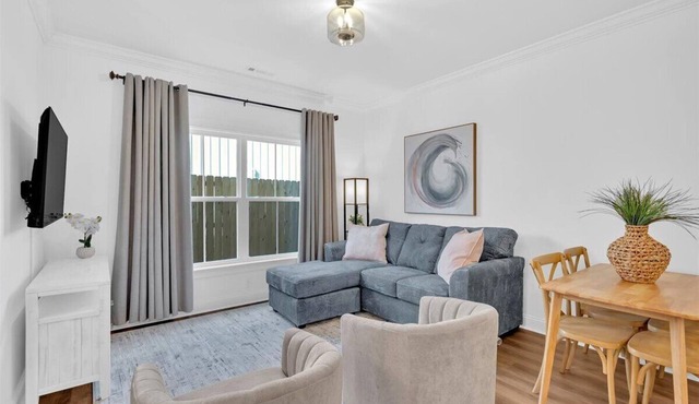 Gated Community~Brand new townhouse~Downtown Rome