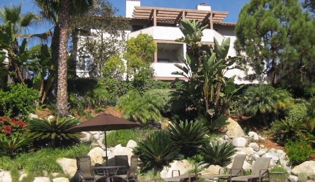 Gated Community, Corner unit