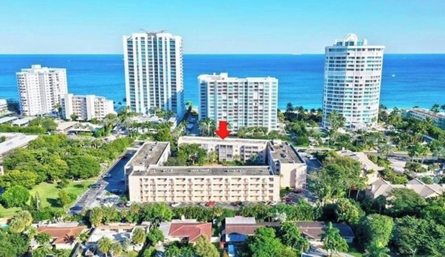 Gated Condo Across the Street From the Beach 🌴