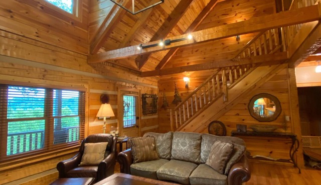 Gated Luxury Mtn. Cabin @ Smoky Mountain Retreat (Waynesville & Maggie Valley)