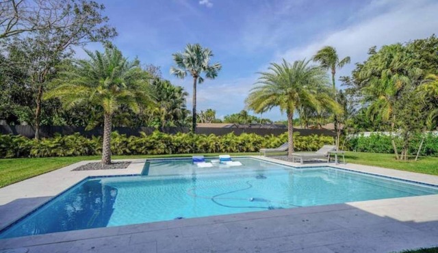 Gated Modern Miami Mansion w/Pool Gym Bar & Office