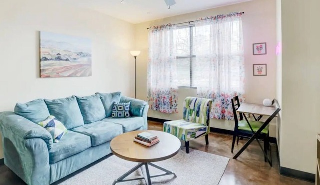 ★Gated Prkg, 2Bd/2Bth, W/D, Early Chk-In,♥ of Midtown/Overton Square