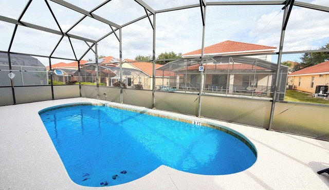 Gated Resort- Pool- Amenities- Close to Theme Parks