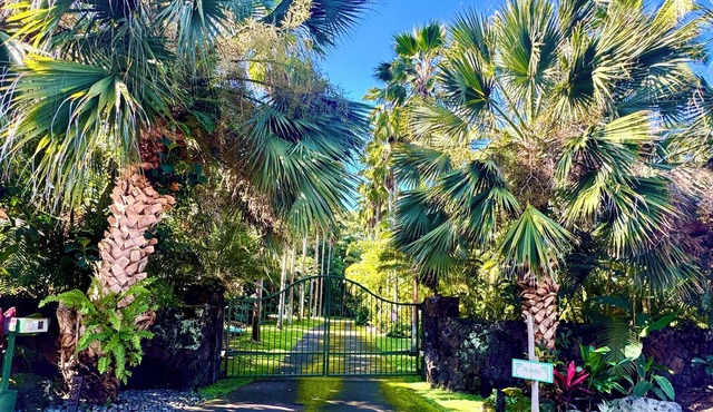 Gated Tropical Retreat in Kailua Kona Hawai’i, five minutes from the ocean.