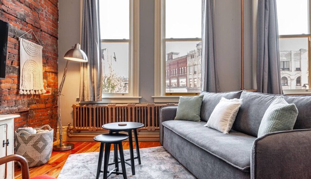 Gateway Inn: Cora's Loft