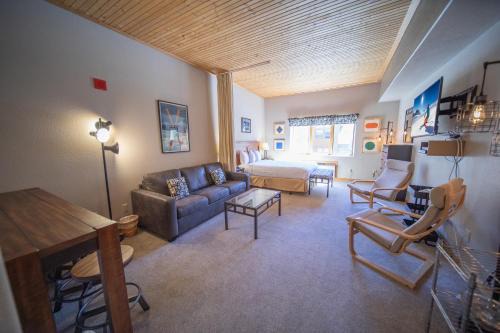Gateway Lodge 5054 by SummitCove Lodging