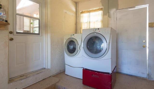 GATEWAY TO DISNEY AND FAMILY RETREAT CENTER