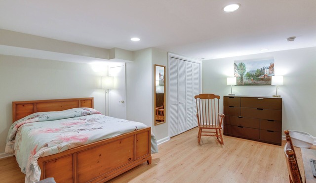 Gateway to Downtown Baltimore! Cozy & Private Unit