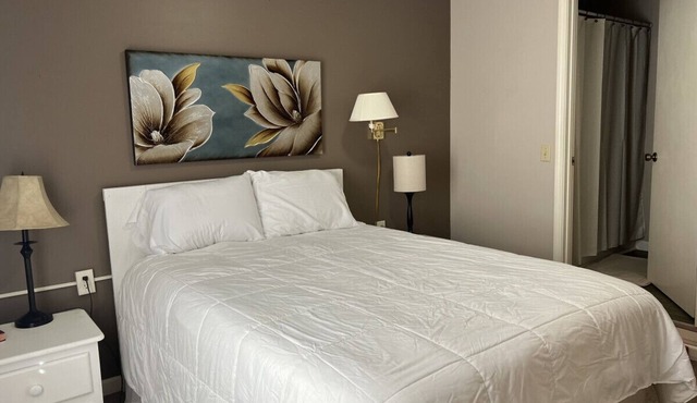 Gateway to Nature`s Beauty Rm 16