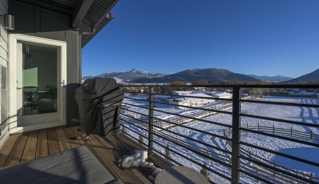 Gateway to Paradise Montana-Modern Flat, Pet friendly, ideal location
