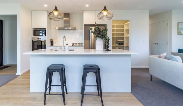 Gateway to the South Single Level Home with Garage