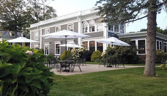 Gateways Inn & Restaurant