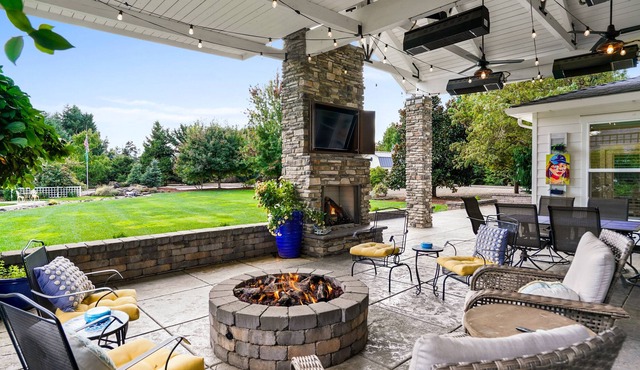 Gather - luxury farmhouse retreat in the heart of the Oregon Wine Country