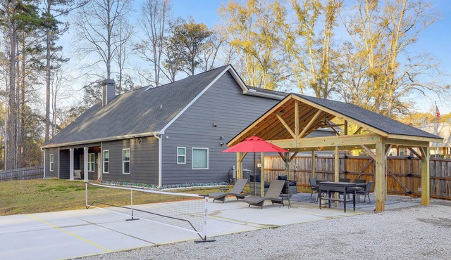 Gather, Play & Unwind! Modern Locust Grove Home