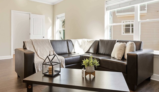 Gather & Unwind | Near Dining & Shops + Near CU!
