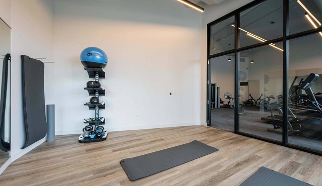 Gather Your Group: 20BRs in Lincoln Park