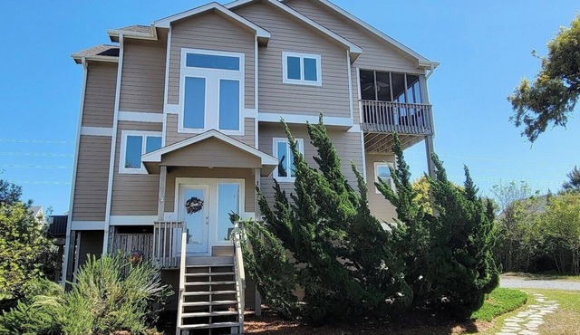 "Gay Dayz"4 bed/3.5bath w/pool/beach access