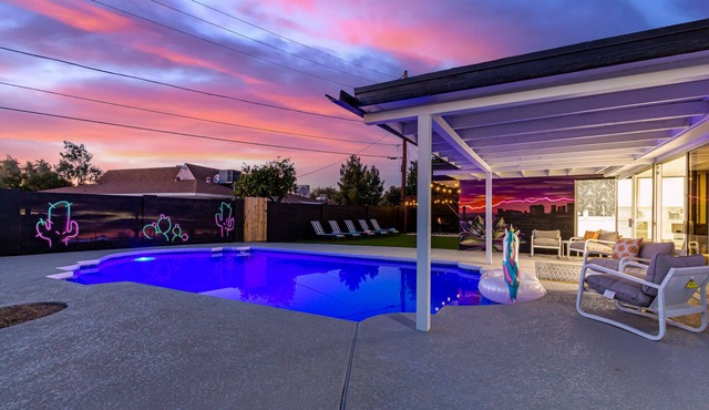 GCU.heatedPool^PuttPutt^Foosball^PingPong^CornHole#DEALSDEALS