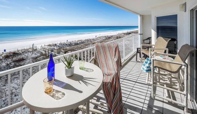 GD 401: Ocean Eyes - Your Slice of Paradise Awaits!