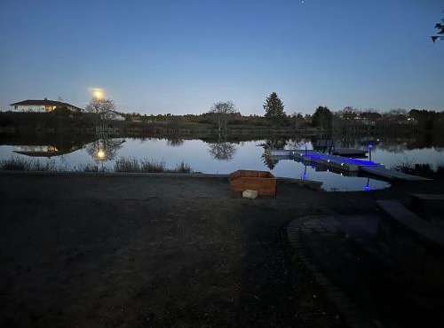 Gearhart Lakefront Vacation Rental