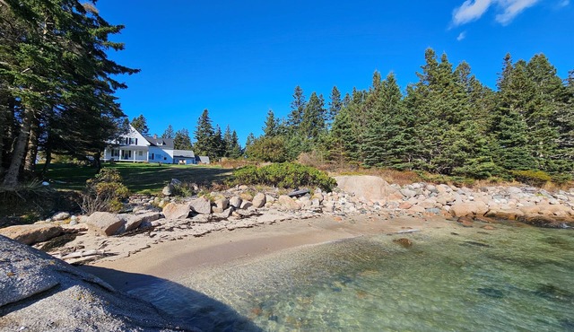 Geary Farmhouse -Treasured family home