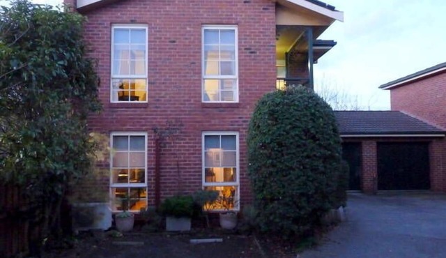 Geelong CBD Sea Wolf Cottage by the Bay