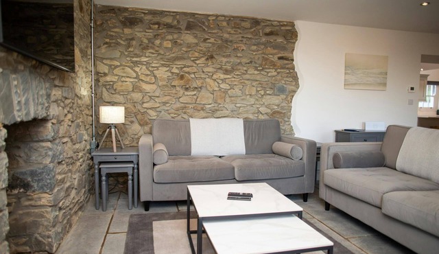 Gelli Genlas, Llanarth