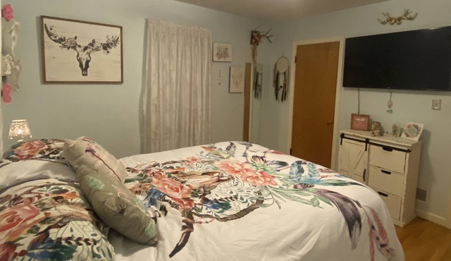 Gem City Rustic Glam near EVERYTHING