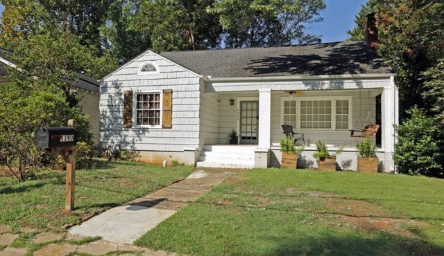 Gem in Midtown 4bedroom home-11