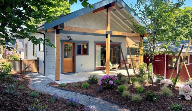 Gem in the Heart of Bellingham - Walk to WWU, Downtown and Waterfront
