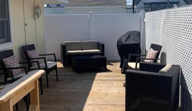 Gem in the heart of Sea Isle. Furbaby Friendly