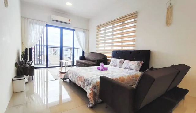 Gem Suites Minimalist 2BR 3bed Entire Apartment