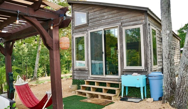 Gemini a Dreamy waterfront cabin on the bluffs
