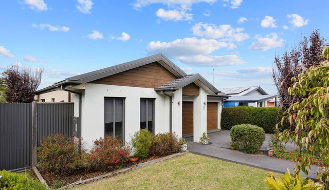 Gemstone at Sunderland Bay