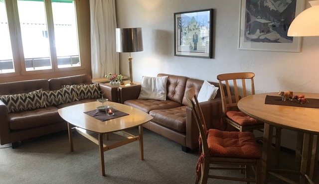 Generous app. for 1- 4 people with balcony, swimming pool and sauna, Davos-Dorf