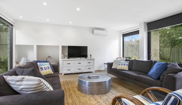 Generous Grove Road Townhouse