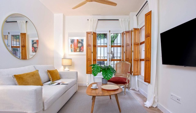 Genteel Home Santa Cruz